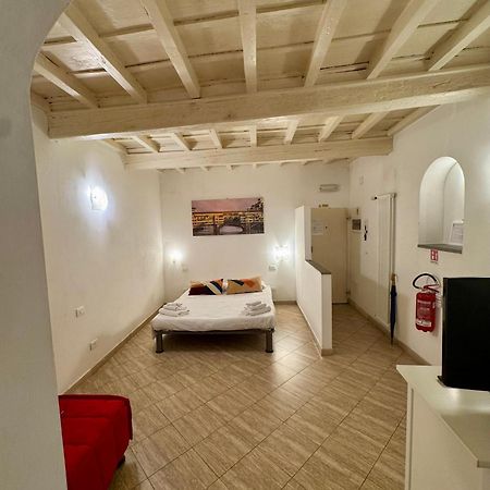Lovely Portion Of Property Few Steps From Basilica Santa Croce Florence Buitenkant foto
