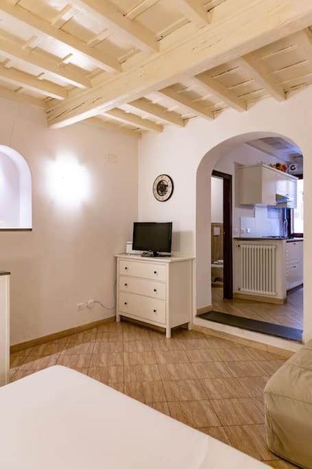Lovely Portion Of Property Few Steps From Basilica Santa Croce Florence Buitenkant foto
